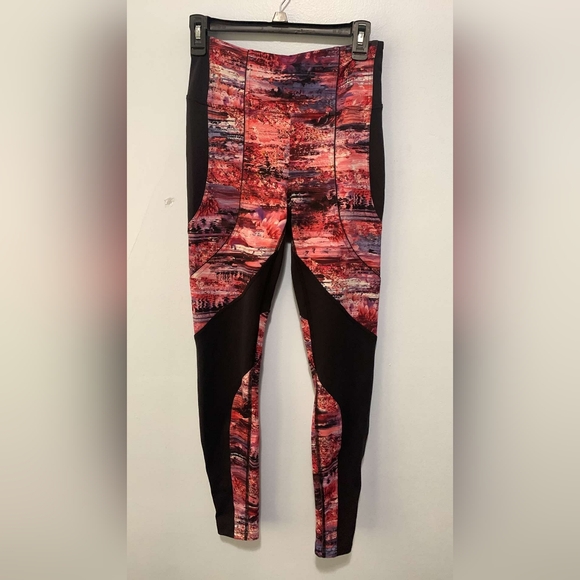 lululemon athletica Pants - Lululemon sweat & repeat tights